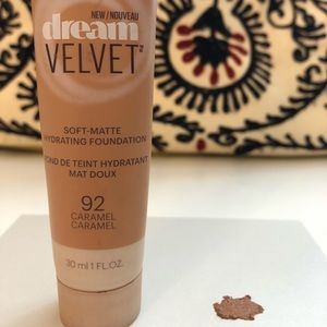 Maybelline Dream velvet soft matte foundation